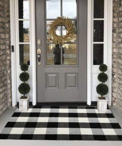 Buffalo Plaid Outdoor Rug. 27.5''x43'' Black White Check Indoor/Outdoor Area Rugs. Layering Rug for Hello/Welcome Door Mat. Washable Cotton Woven Farmhouse Mat for ​Christmas Front Porch Décor